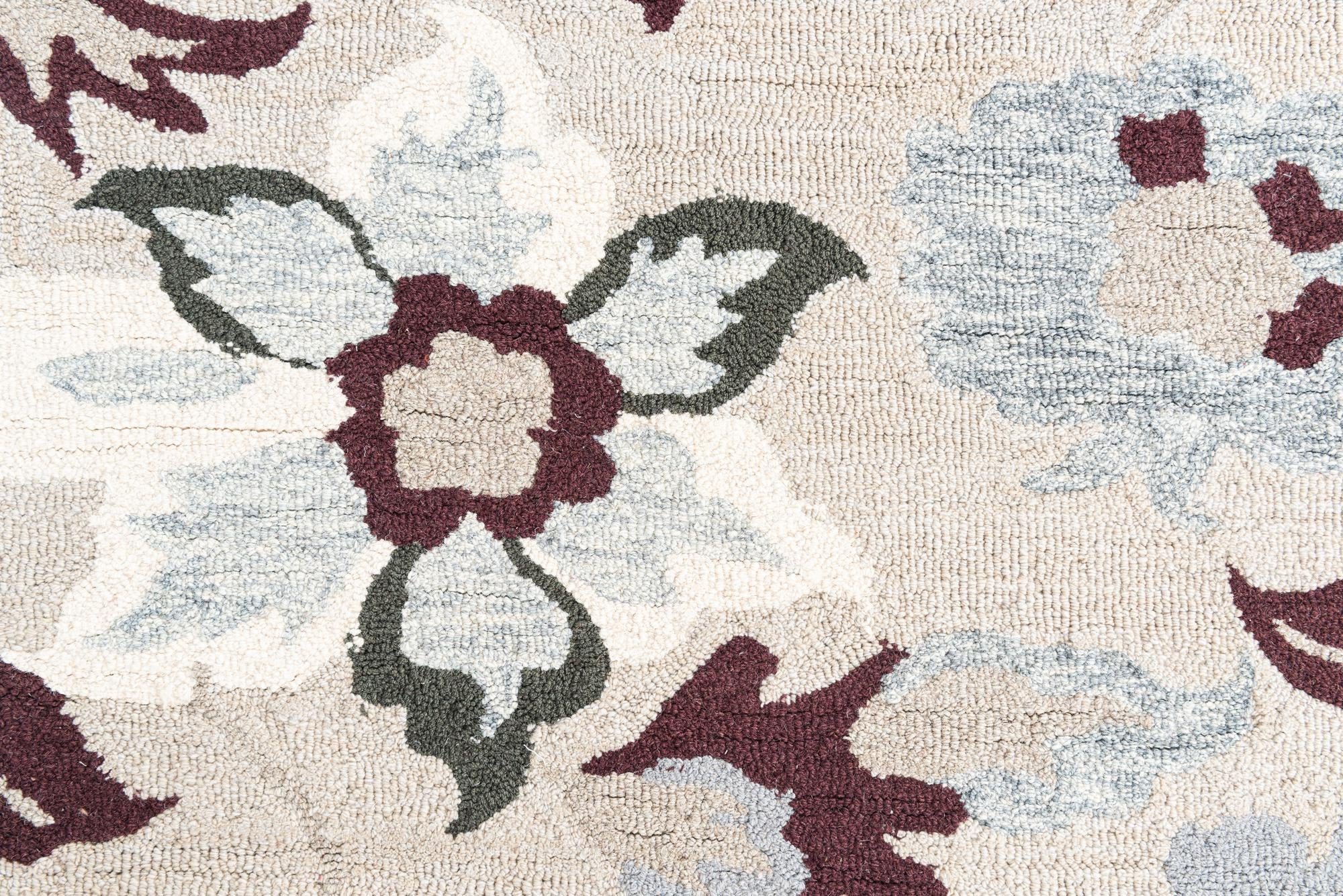 4' x 6' Agra Rug