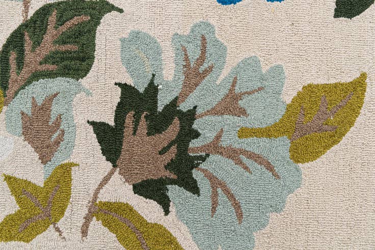 Detail image of 4' x 6' Agra Rug