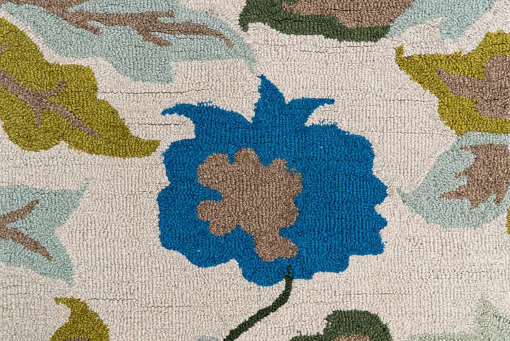 4' x 6' Agra Rug