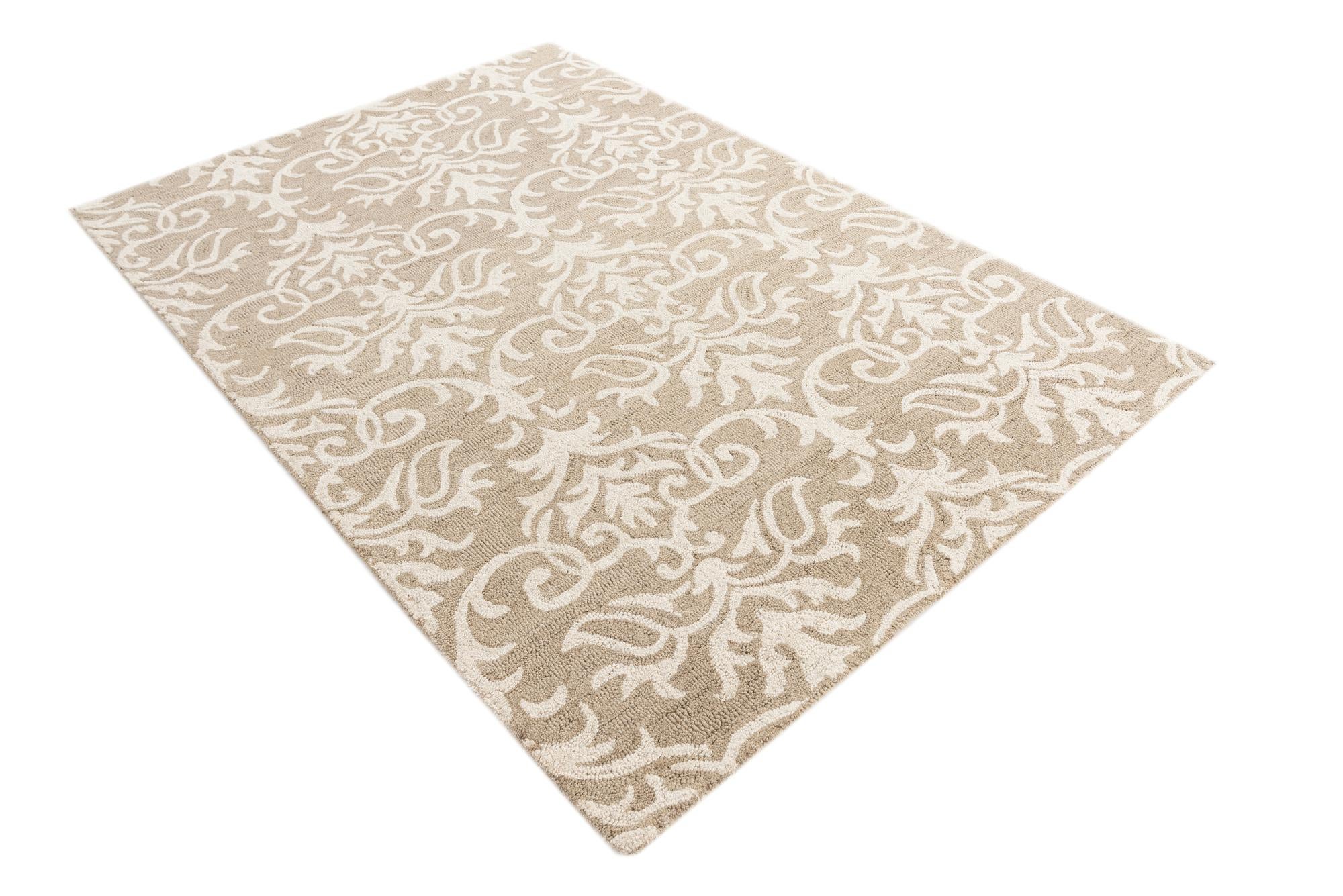 5' x 6' 10 Agra Rug