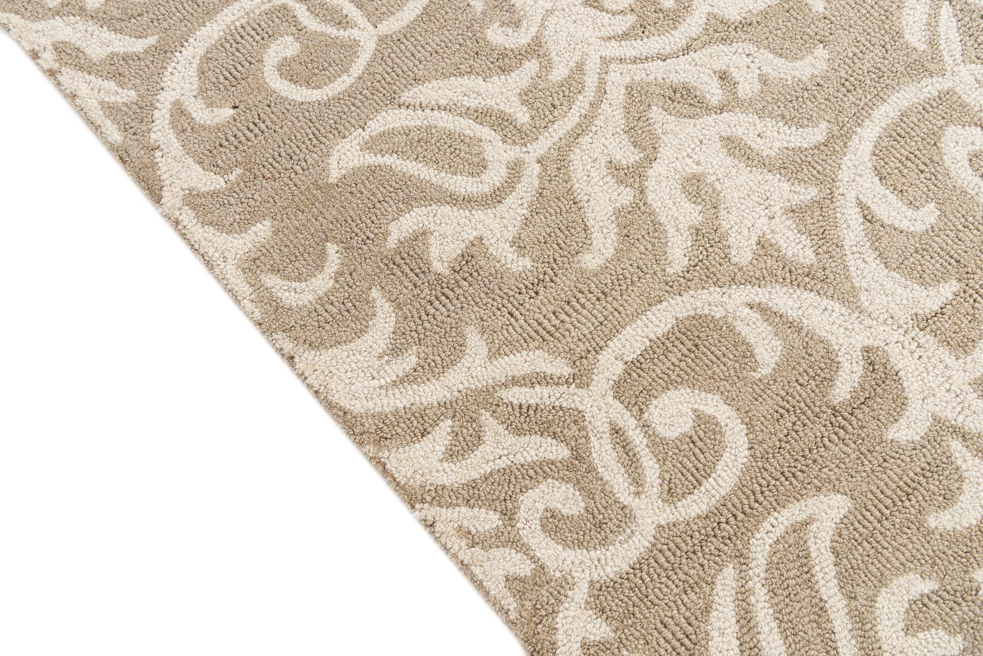5' x 6' 10 Agra Rug