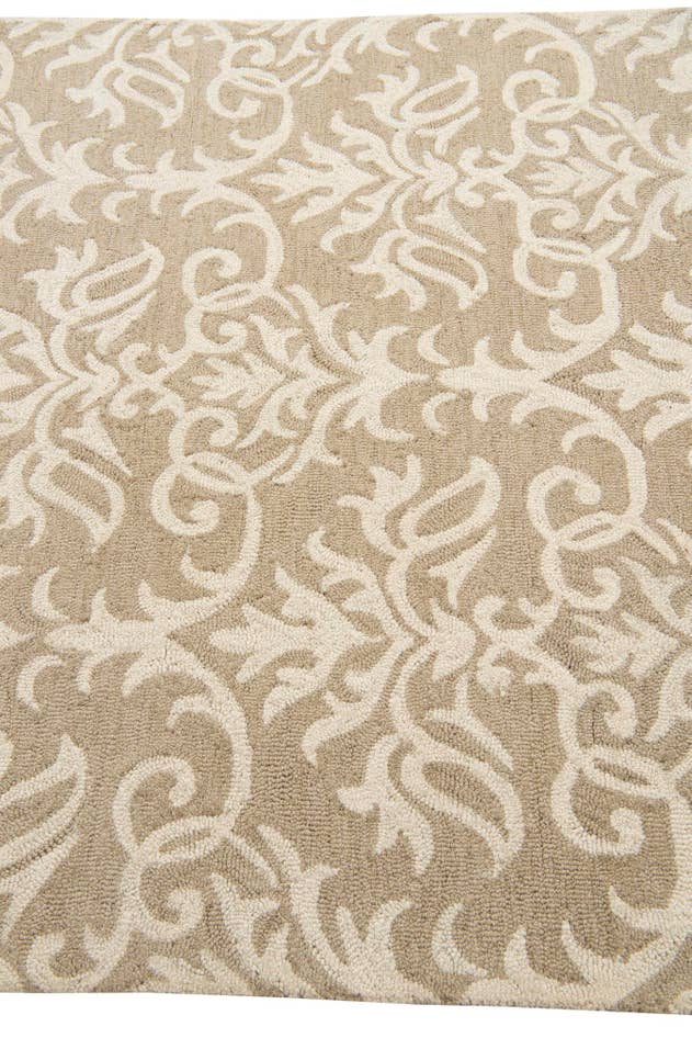 Detail image of 5' x 7' Agra Rug