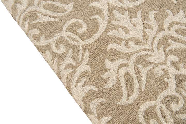 5' x 7' Agra Rug