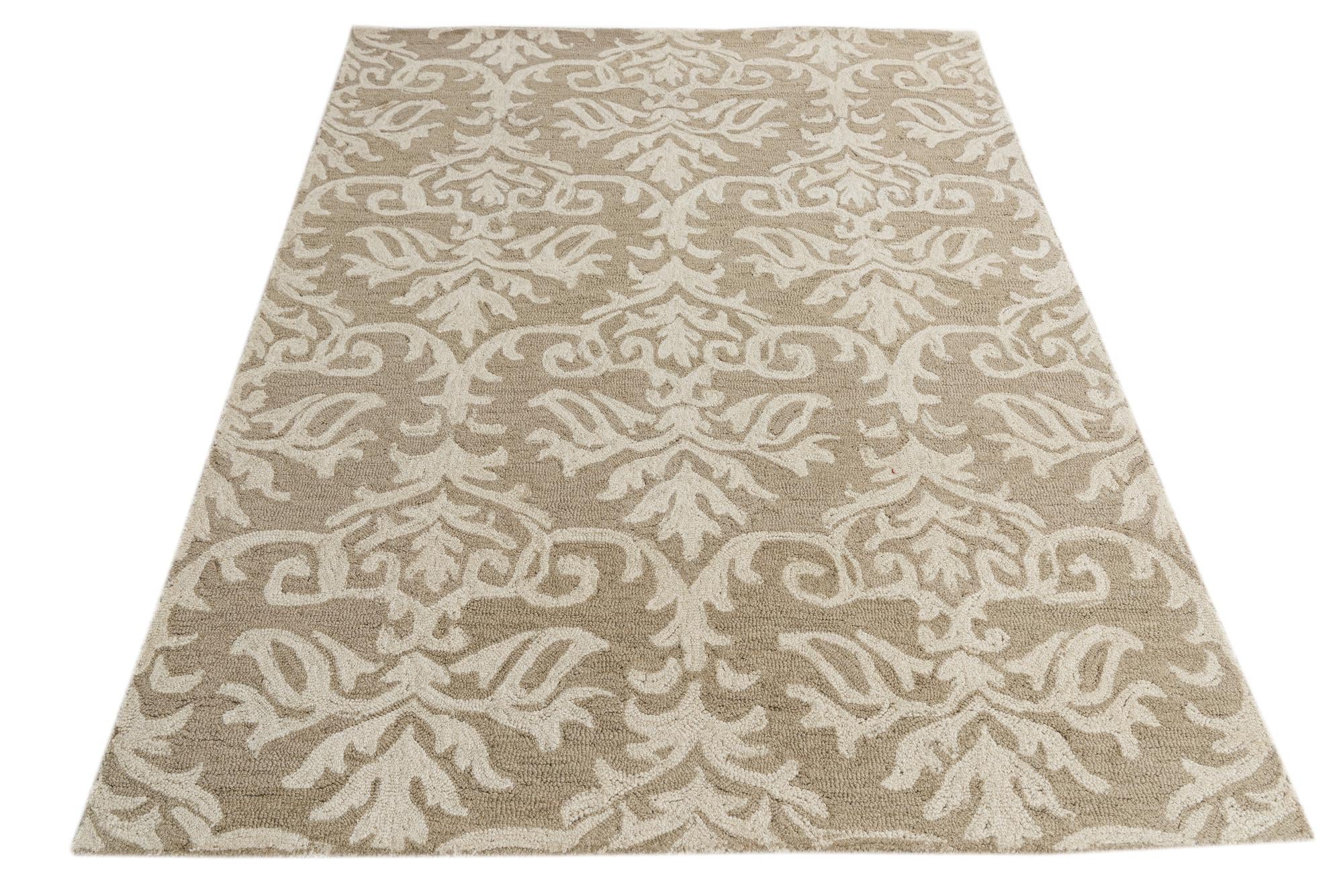 5' x 6' 10 Agra Rug