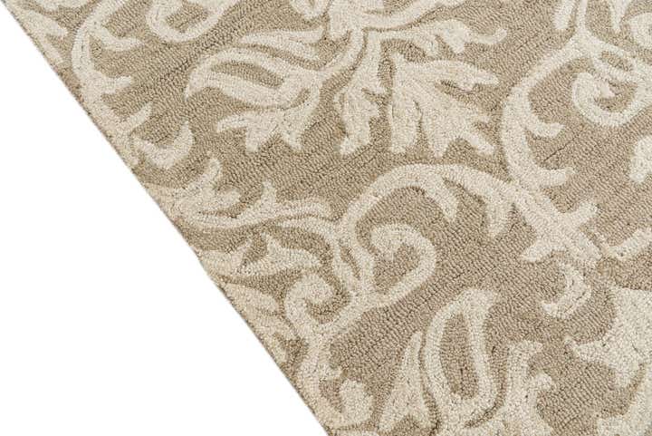 5' x 6' 10 Agra Rug