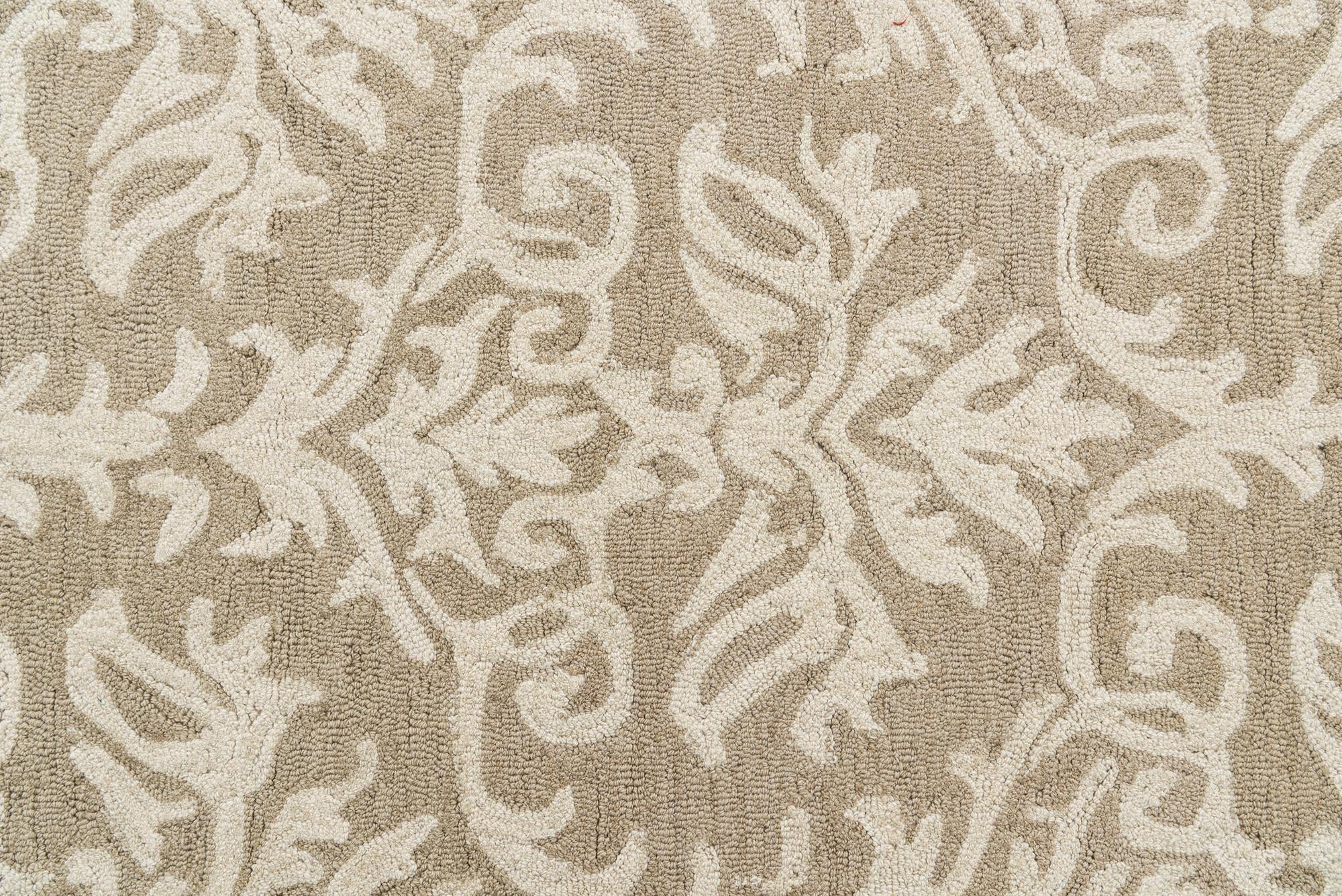 5' x 6' 10 Agra Rug