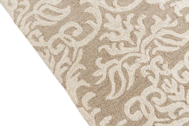 Detail image of 5' x 7' Agra Rug