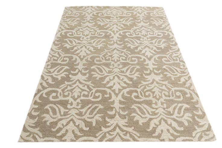 Detail image of 5' x 7' Agra Rug