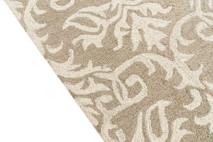 5' x 7' Agra Rug