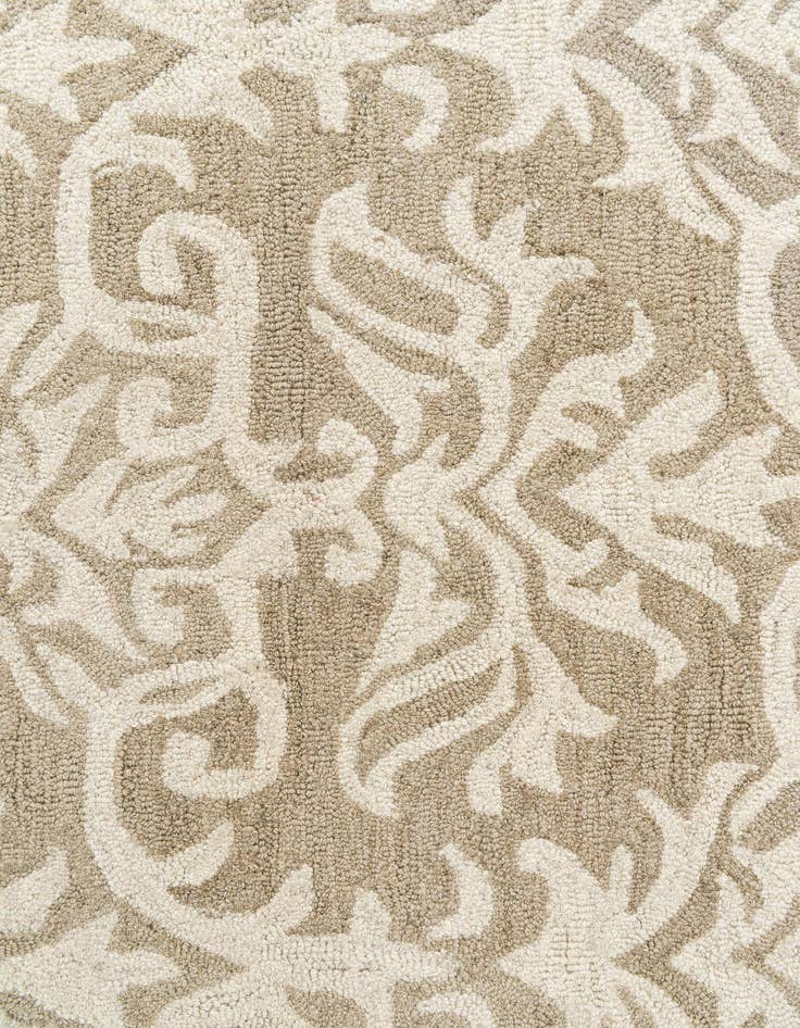 Detail image of 5' x 7' Agra Rug