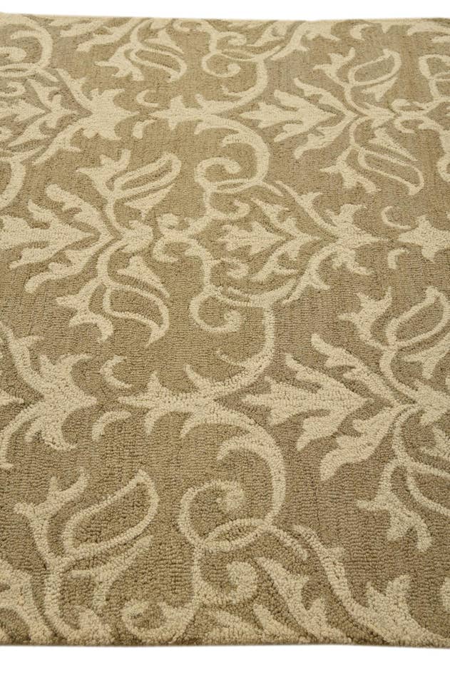 Detail image of 5' 1 x 7' Agra Rug