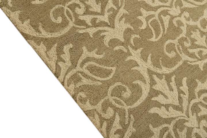 5' 1 x 7' Agra Rug