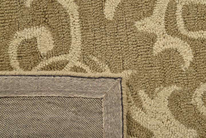 5' 1 x 7' Agra Rug