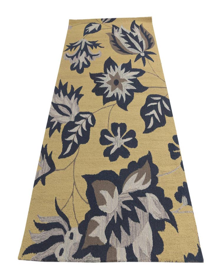 Detail image of 5' 1 x 8' Agra Rug