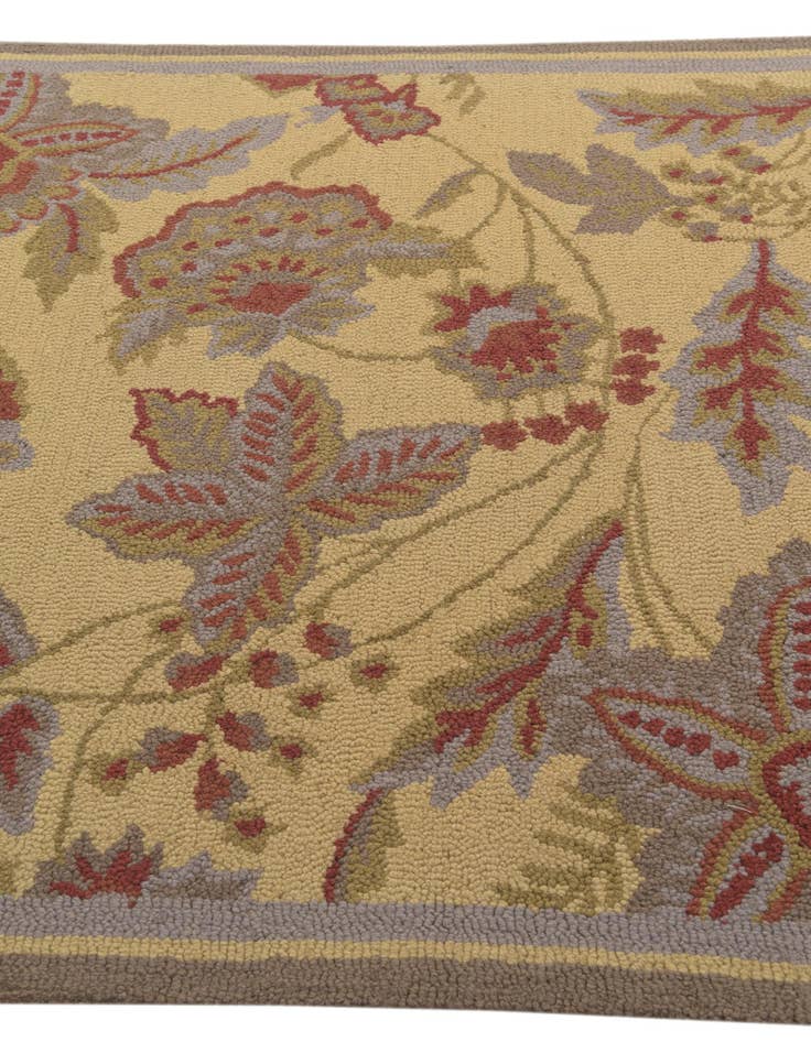 Detail image of 5' x 7' Agra Rug