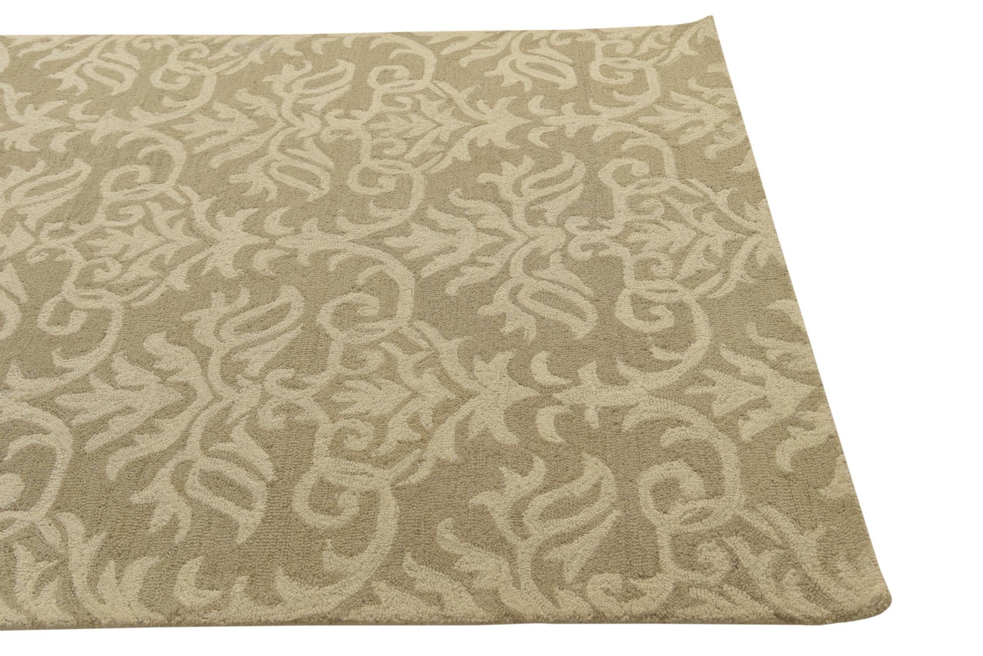 5' 1 x 7' Agra Rug
