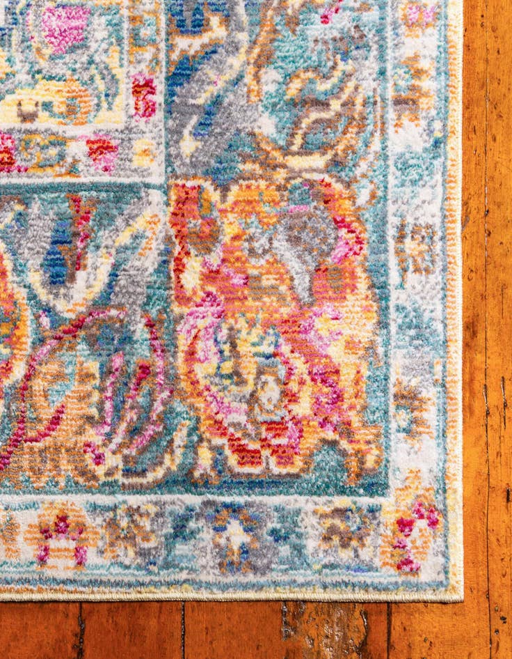 Detail image of 5' x 8' Alexis Rug