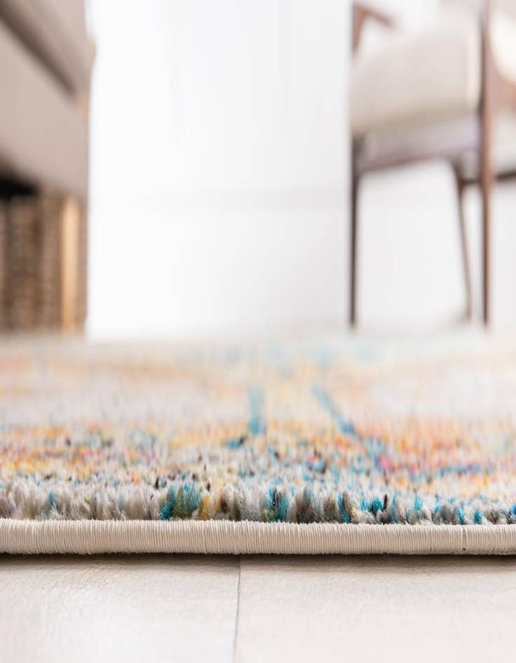 Detail image of 10' 6 x 16' 5 Washable Alta Rug