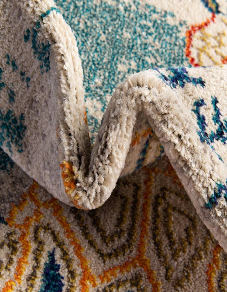 Detail image of 10' x 13' Washable Amalfi Rug