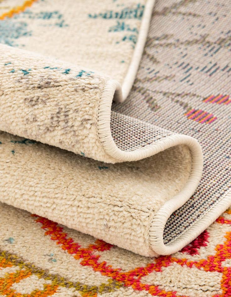 Detail image of 5' x 8' Washable Amalfi Rug