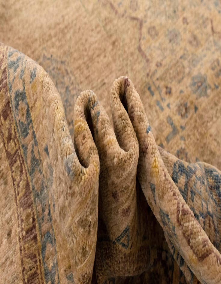Detail image of 4' 11 x 6' 9 Amina Wool Rug
