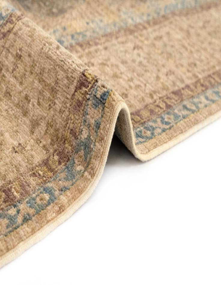 Detail image of 4' 11 x 6' 9 Amina Wool Rug