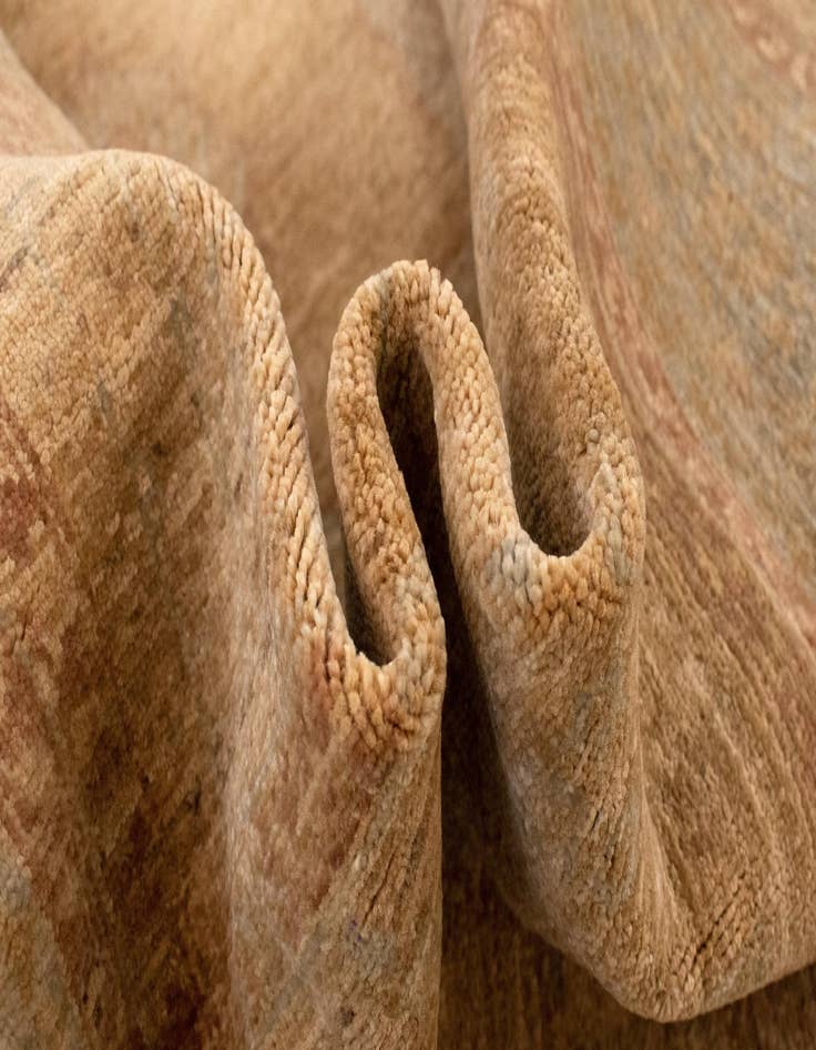 Detail image of 4' 9 x 6' 6 Amina Wool Rug