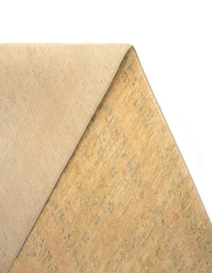 Detail image of 8' 10 x 11' 11 Amina Wool Rug