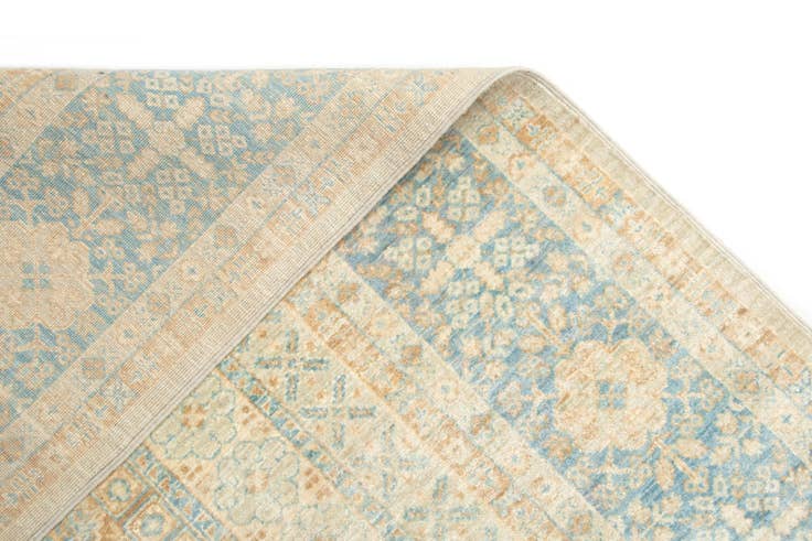 Detail image of 8' 2 x 9' 9 Hand Knotted Amina Rug