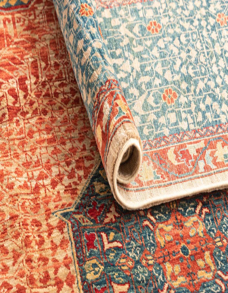 Detail image of 9' 4 x 12' Hand Knotted Amina Rug