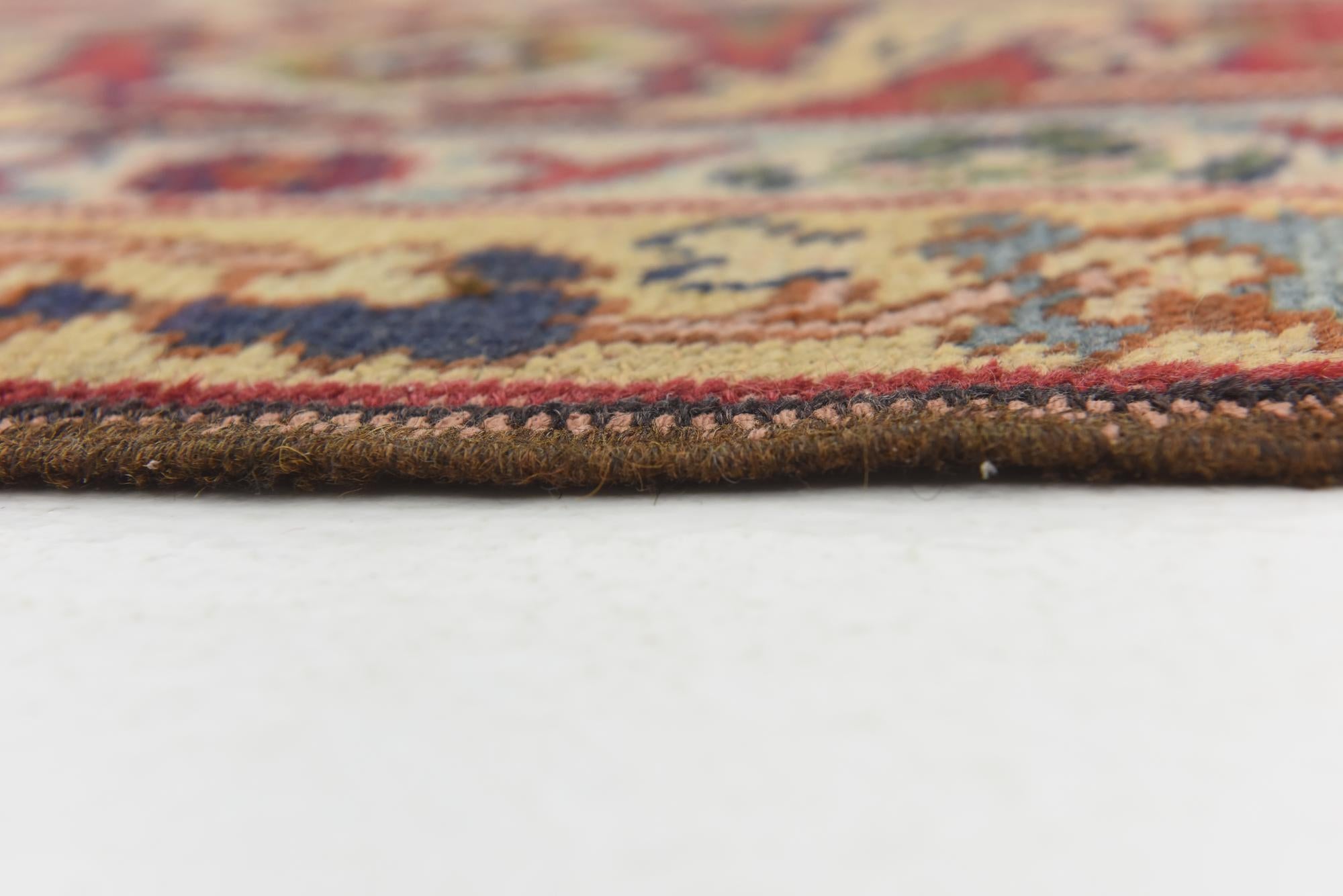 5' x 7' 10 Hand Knotted Anatolian Wool Rug