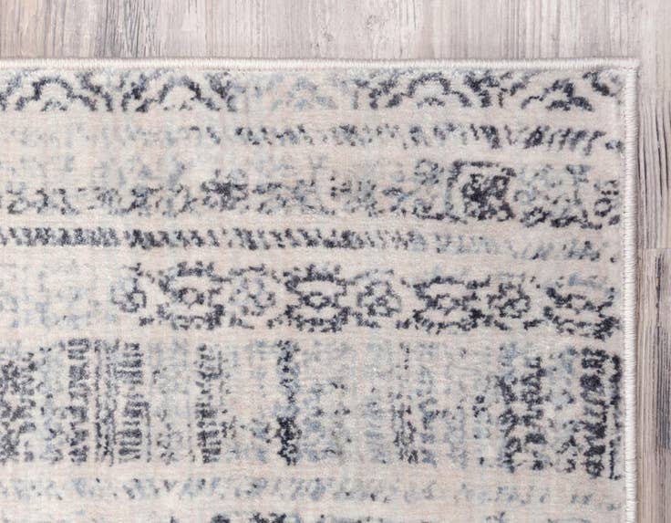 Detail image of 4' x 6' Apollo Rug