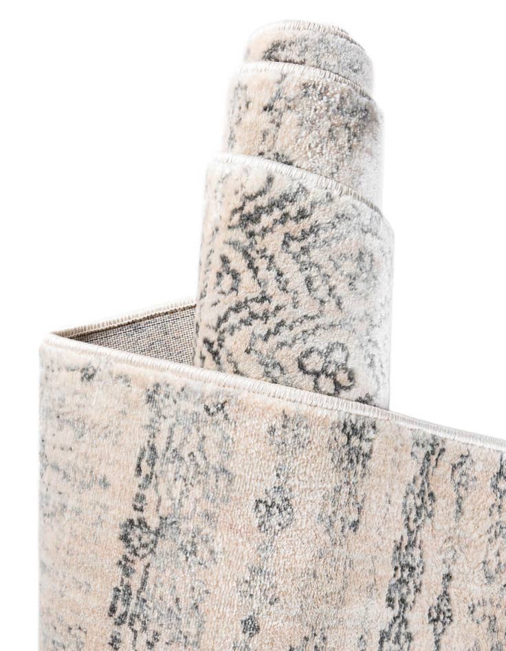 Detail image of 4' x 6' Apollo Rug