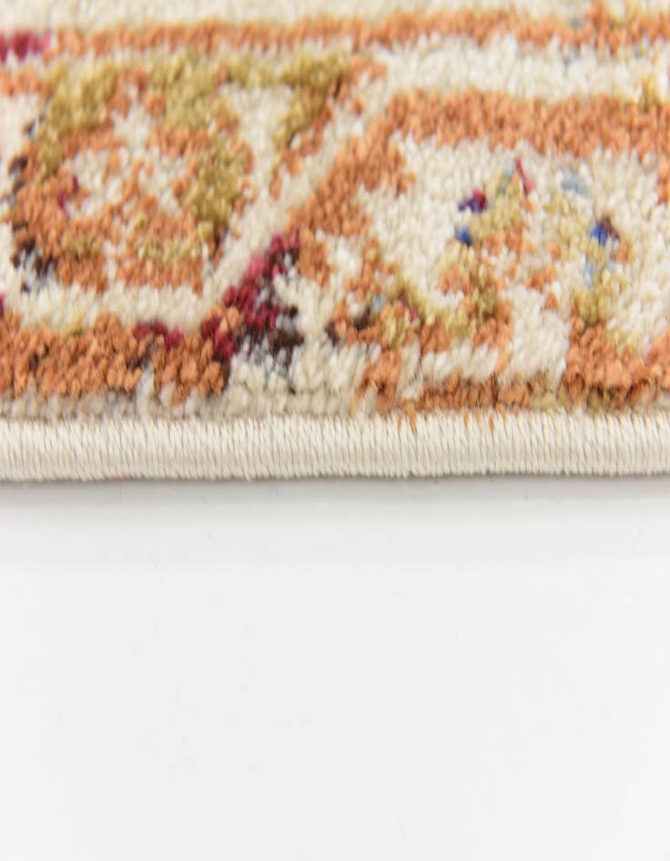Detail image of 5' 2 x 7' 6 Aria Rug