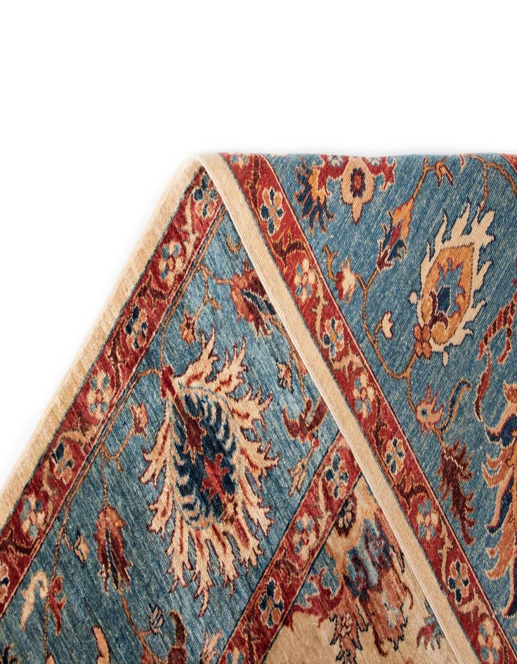 Detail image of 8' 3 x 11' 4 Ariana Fine Wool Rug