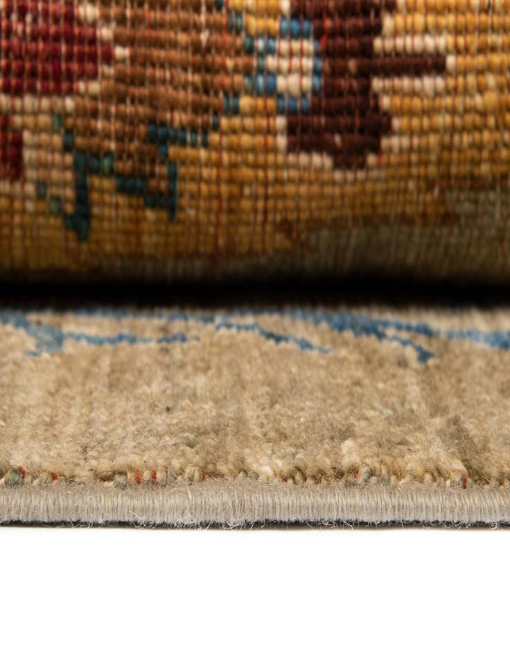 Detail image of 5' 9 x 8' 4 Ariana Wool Rug