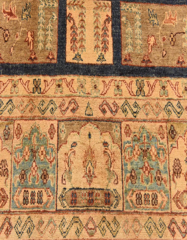 Detail image of 7' 1 x 9' 10  Hand Knotted Ariana Ziegler Rug