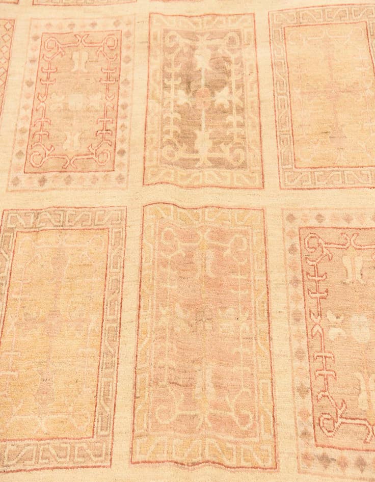 Detail image of 9' 8 x 12' 10  Hand Knotted Ariana Ziegler Rug