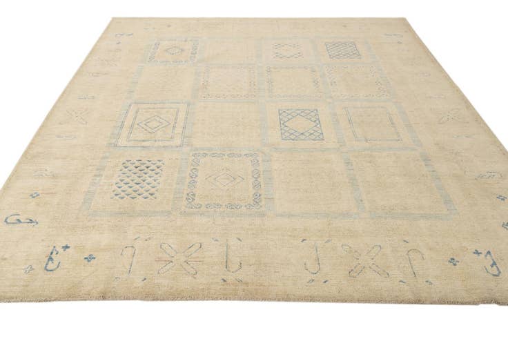 Detail image of 8' x 9' 3 Hand Knotted Ariana Ziegler Rug
