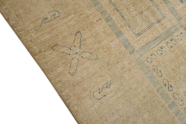 Detail image of 8' x 9' 3 Hand Knotted Ariana Ziegler Rug