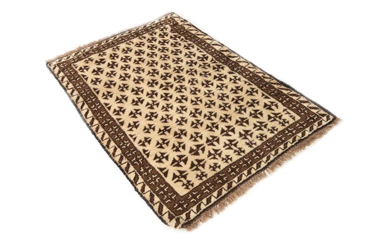 Detail image of 3' 3 x 4' 8 Hand Knotted Balouch Wool Rug