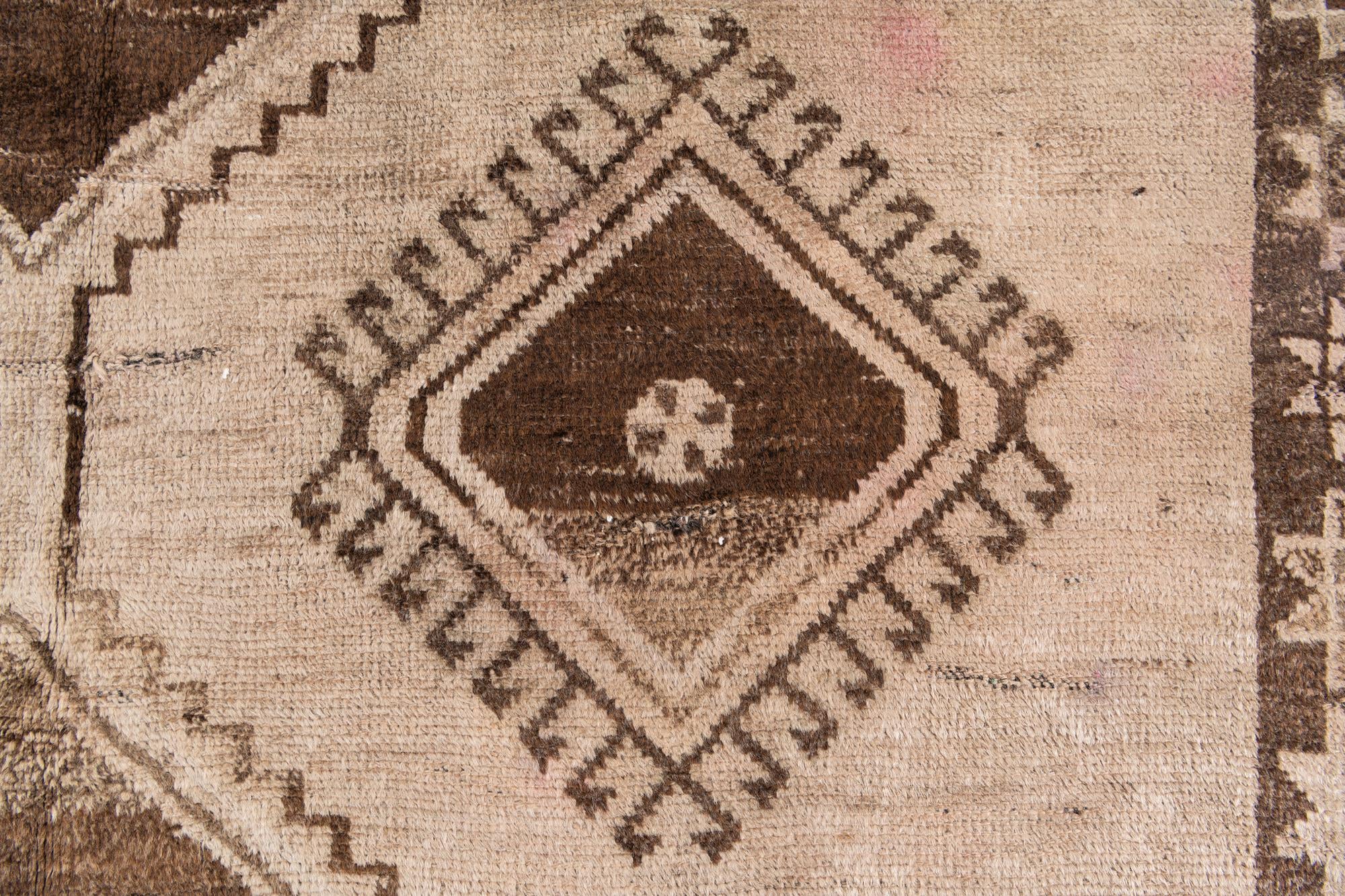 5' x 9' 8 Hand Knotted Balouch Wool Rug