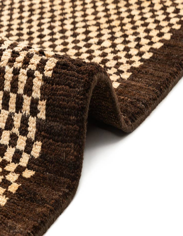 Detail image of 5' 10 x 7' 10 Beni Marok Rug