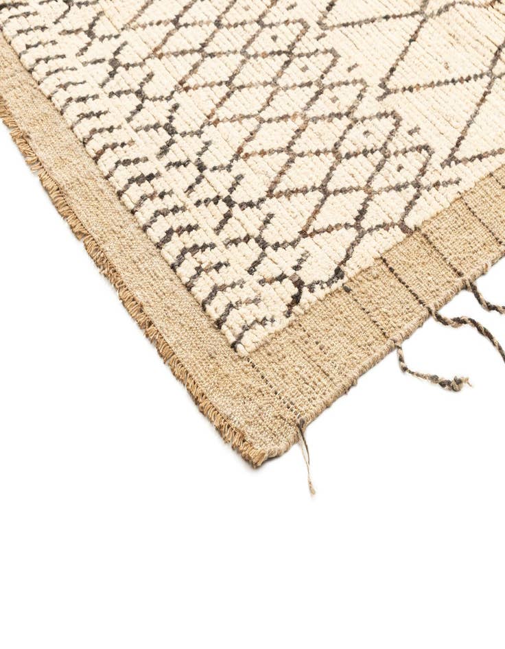 Detail image of 5' 9 x 8' 3 Beni Marok Rug