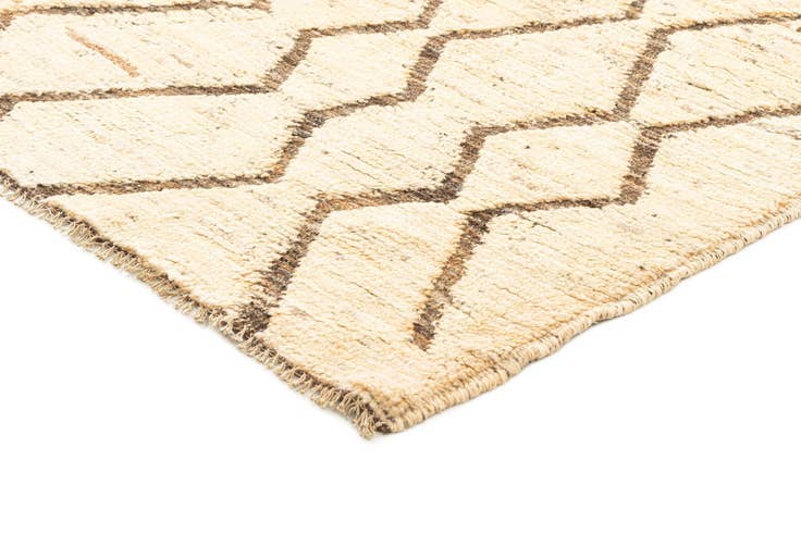 Detail image of 5' 10 x 7' 10 Beni Marok Rug