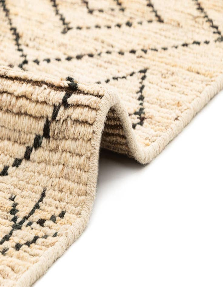 Detail image of 5' 7 x 7' 7 Beni Marok Rug