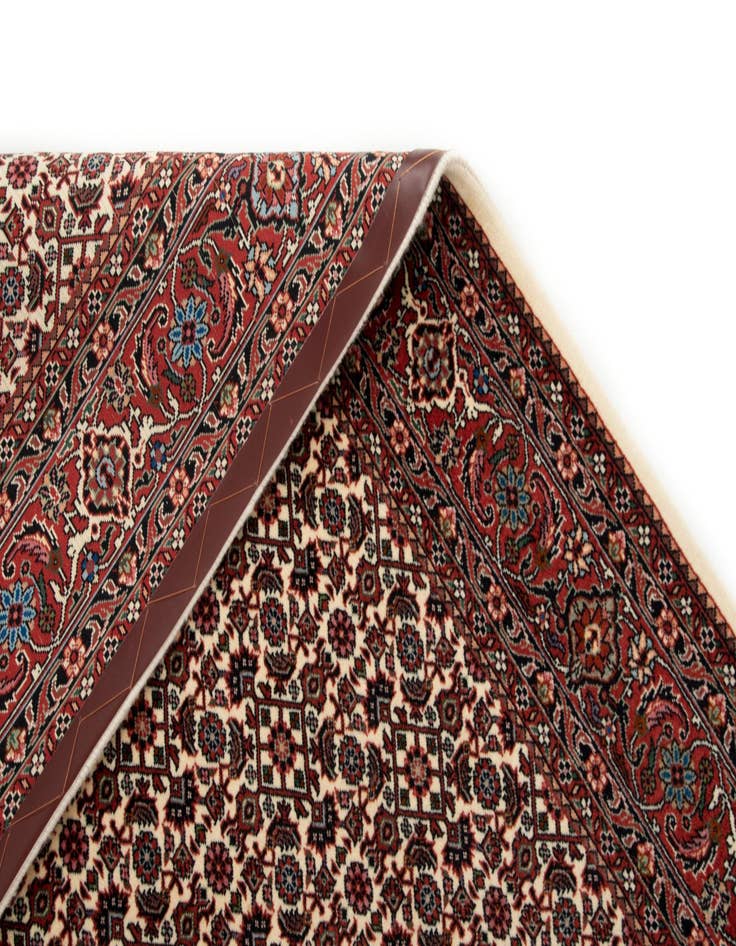 Detail image of 4' 10 x 7' 1 Bidjar With Silk Rug