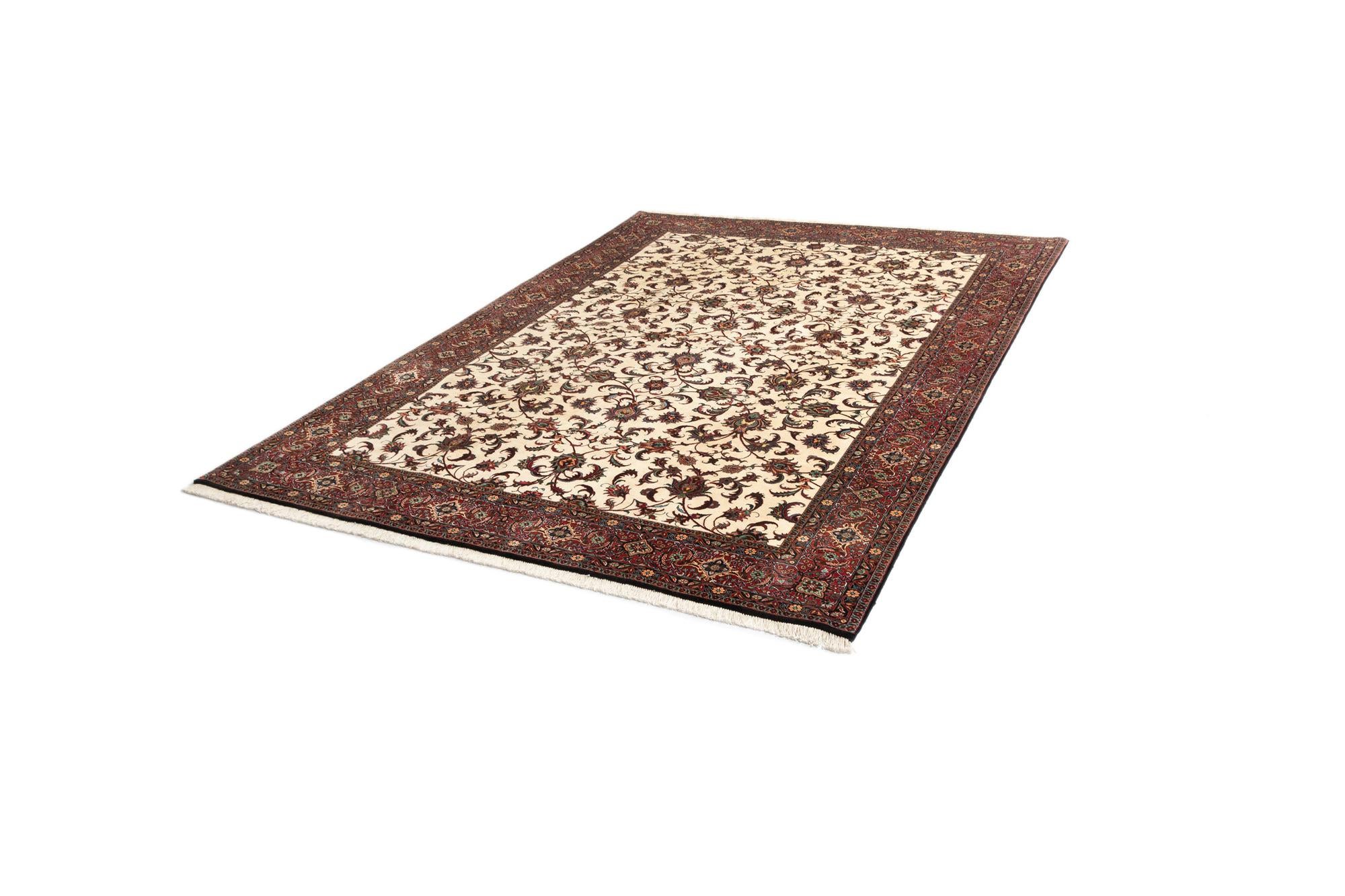 6' 9 x 9' 6 Bidjar With Silk Rug