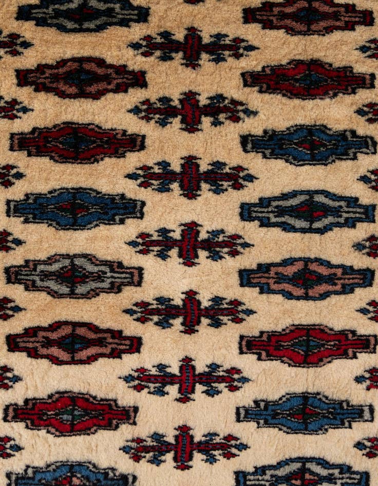 Detail image of 4' 1 x 6' Hand Knotted Bokhara Oriental Wool Rug