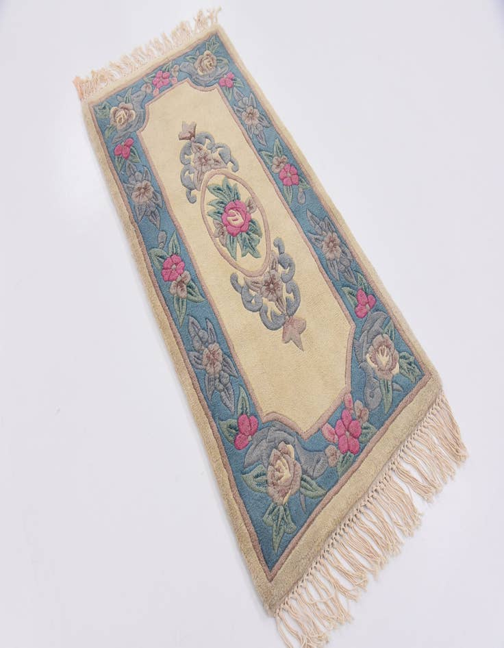 Detail image of 2' 4 x 4' 7 Carved Pekin Wool Rug